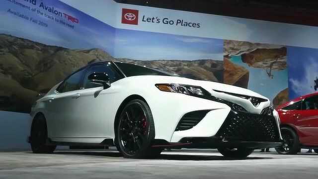 首发2020的丰田 ,Camry主打的细节变化