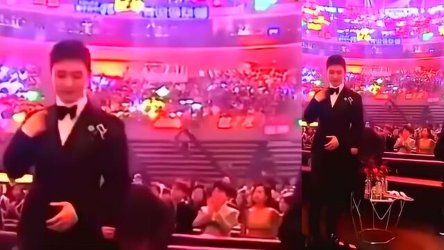 杨幂主动牵陈坤手