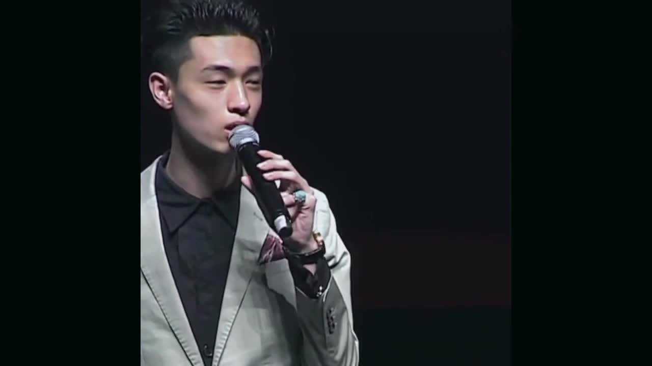 德云社老秦主持合集除了唱歌蹦迪说相声老秦当主持人也很棒
