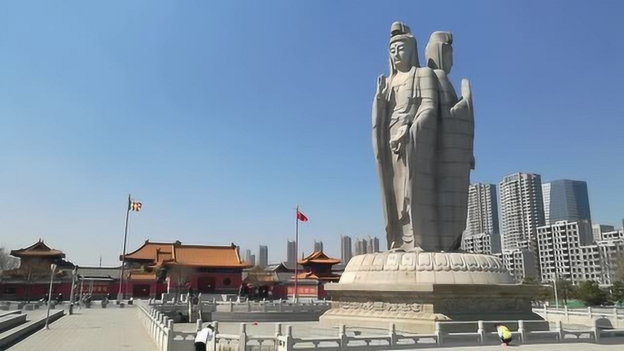 潮音寺海河边三面观音