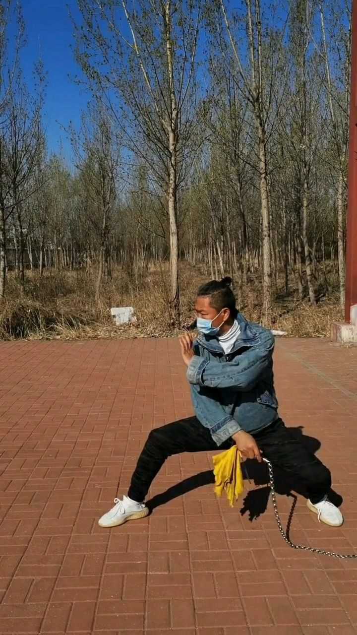 中国传统打鞭子,民族文化,不能丢弃