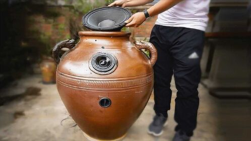 脑洞大开,小伙用水缸制作蓝牙音响,看完忍不住竖起大拇指