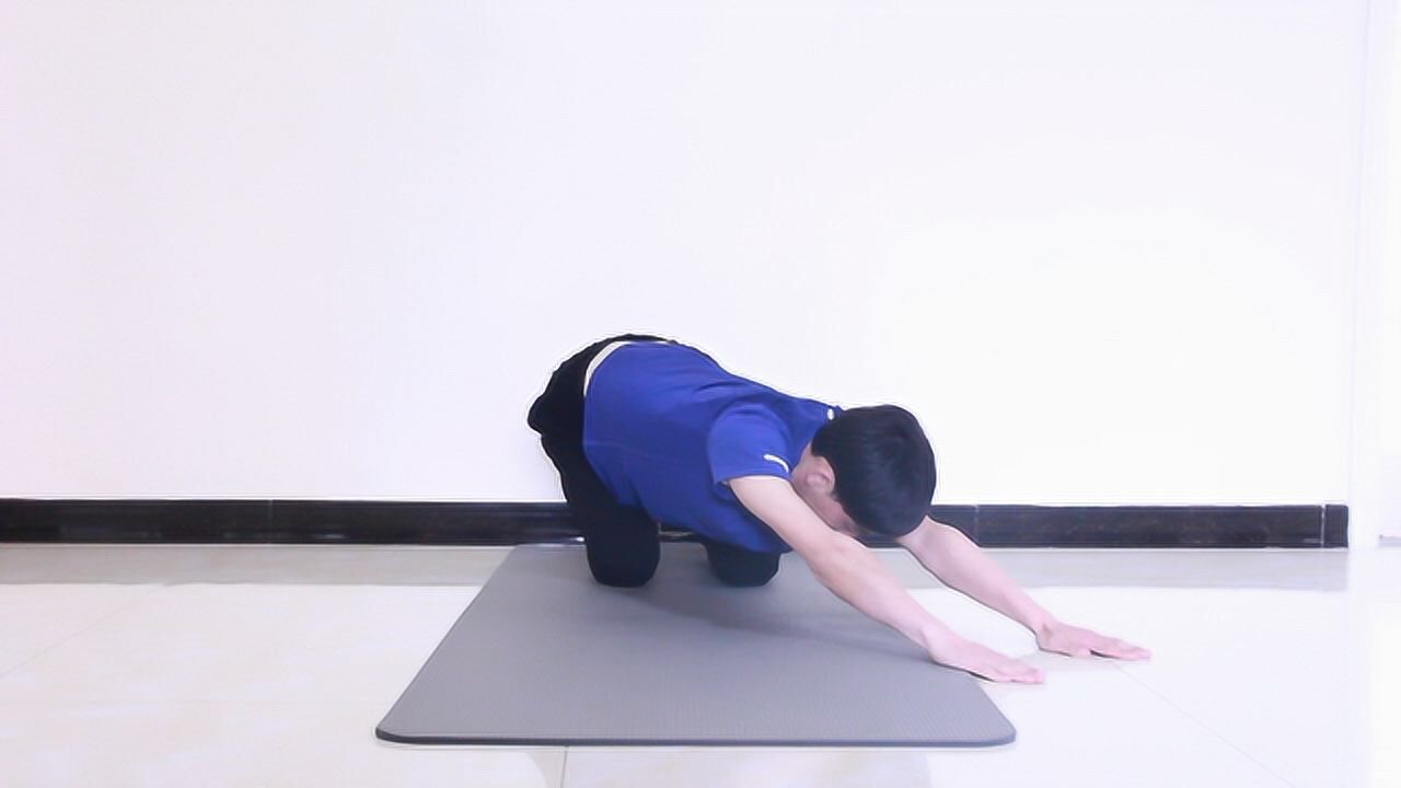 3分钟拉伸瘦腰,瘦侧腰,每天坚持h腰变成s小蛮腰,还能缓解腰痛