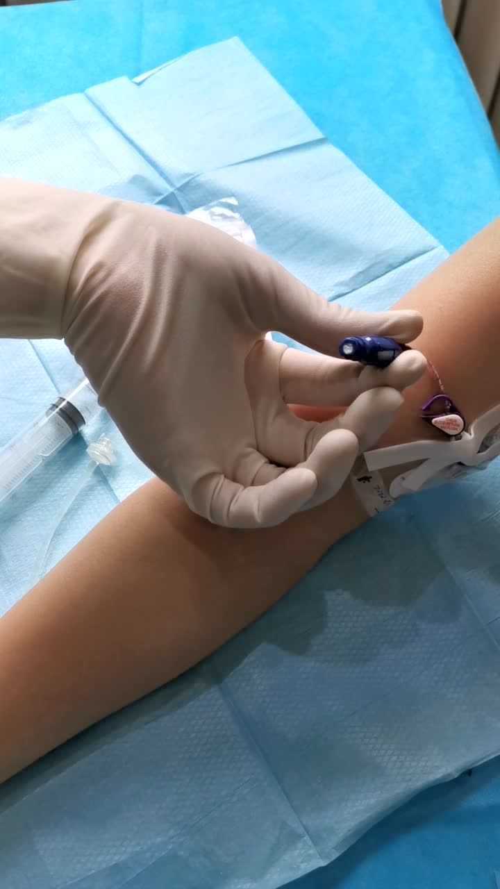 picc输液结束后冲封管流程方法