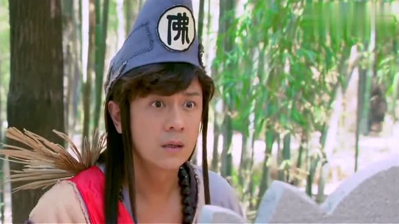 新活佛济公美女为护济公被贪官害死济公真情流露看完结局真的很感人