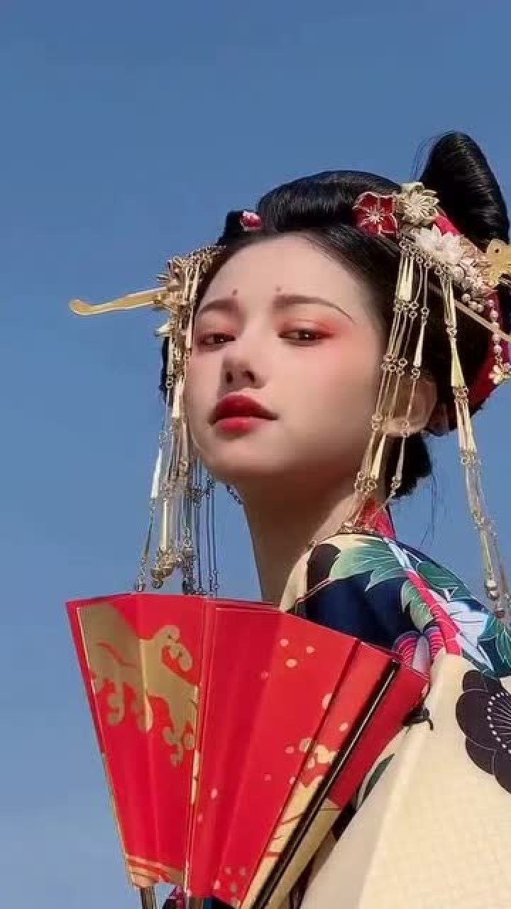 花魁不仅只有日本盛行,现在中国也在热追,洛阳花魁成为焦点