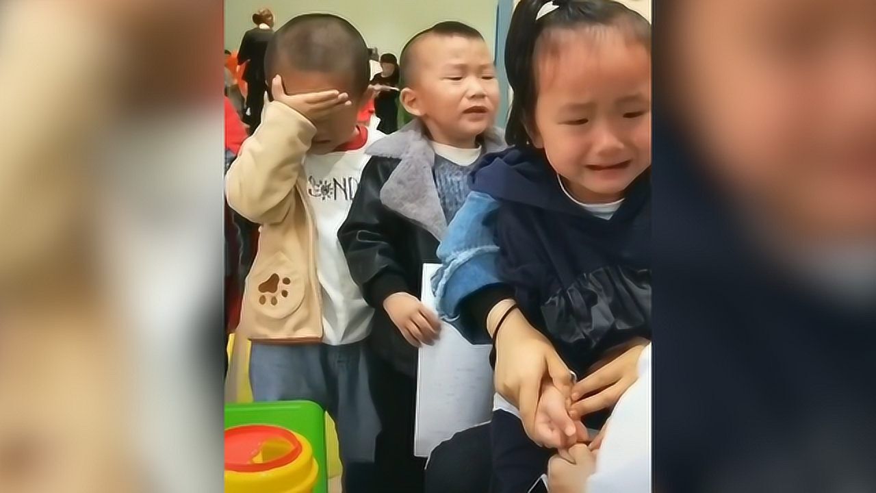 幼儿园采血体检扎手指现场哭成一片萌娃瞥一眼赶紧捂眼不敢看_腾讯视频