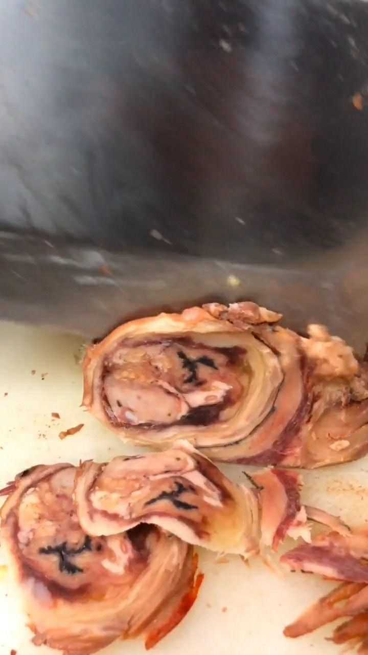 切半个驴碗口里面每一层料都很多起起来特别香