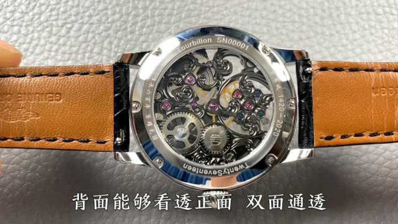 小伙4999元小米众筹陀飞轮机械表换13万爱彼皇家橡树值吗