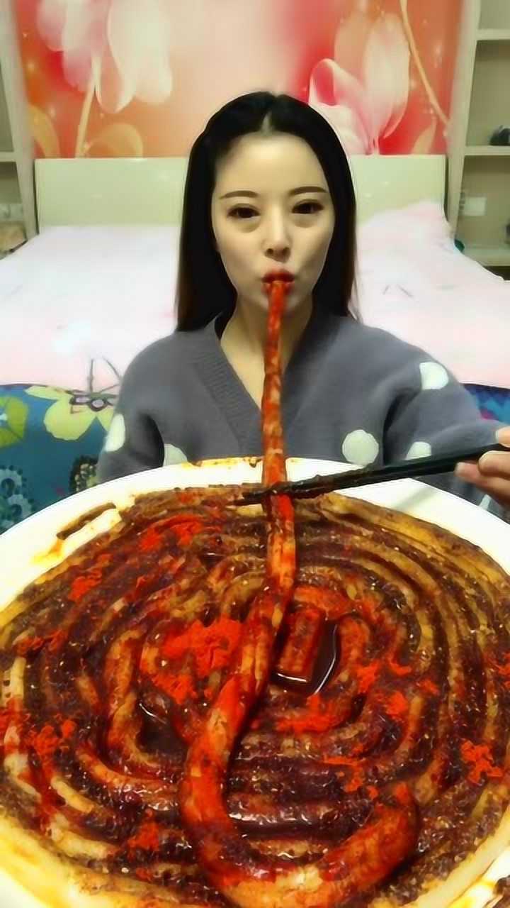 又见粉耗子,吃个不停太过瘾了