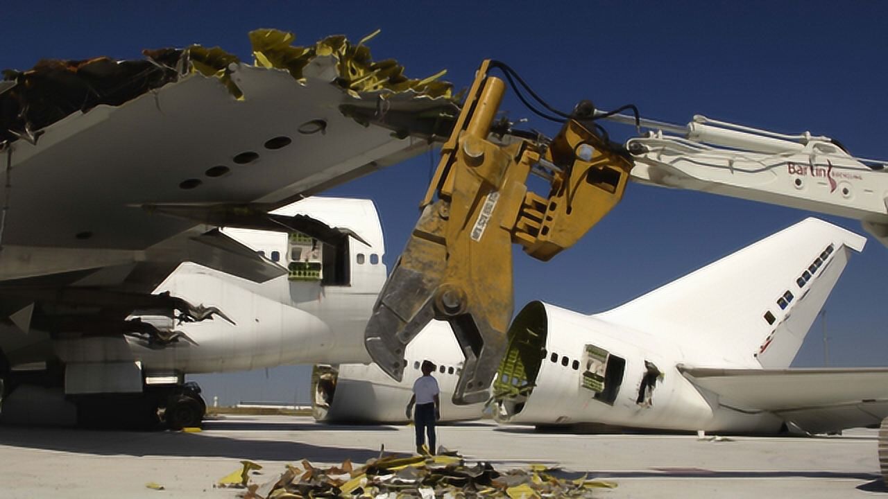 飞机退役后的命运竟是这样的?拆解回收净赚5倍,网友:真暴利!