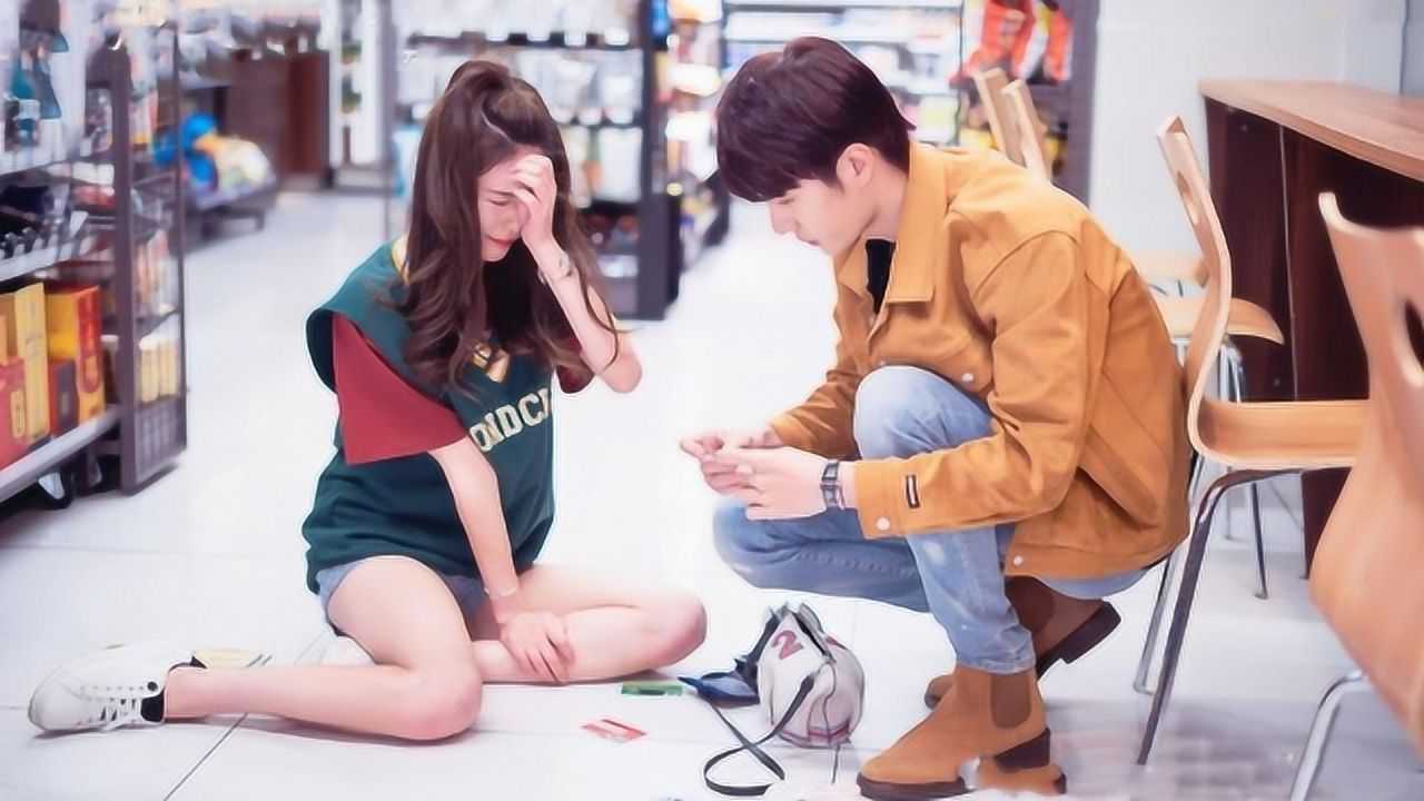 王一博和周洁琼舞蹈互动
