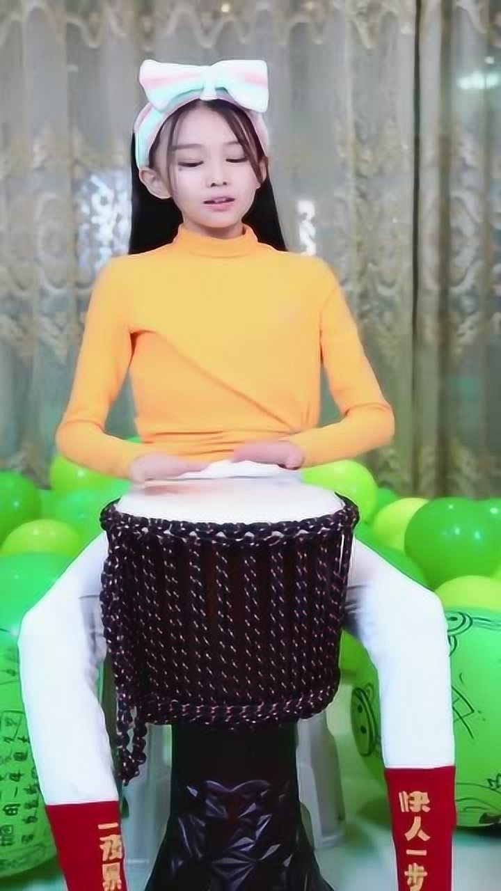 童模宋小睿挑战一口气唱完公子呀网友脚下的袜子亮了