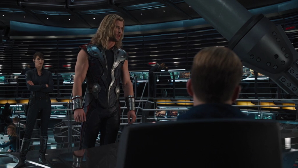 雷神:洛基是我弟弟,黑寡妇:他两天杀了八十人,雷神:他领养的