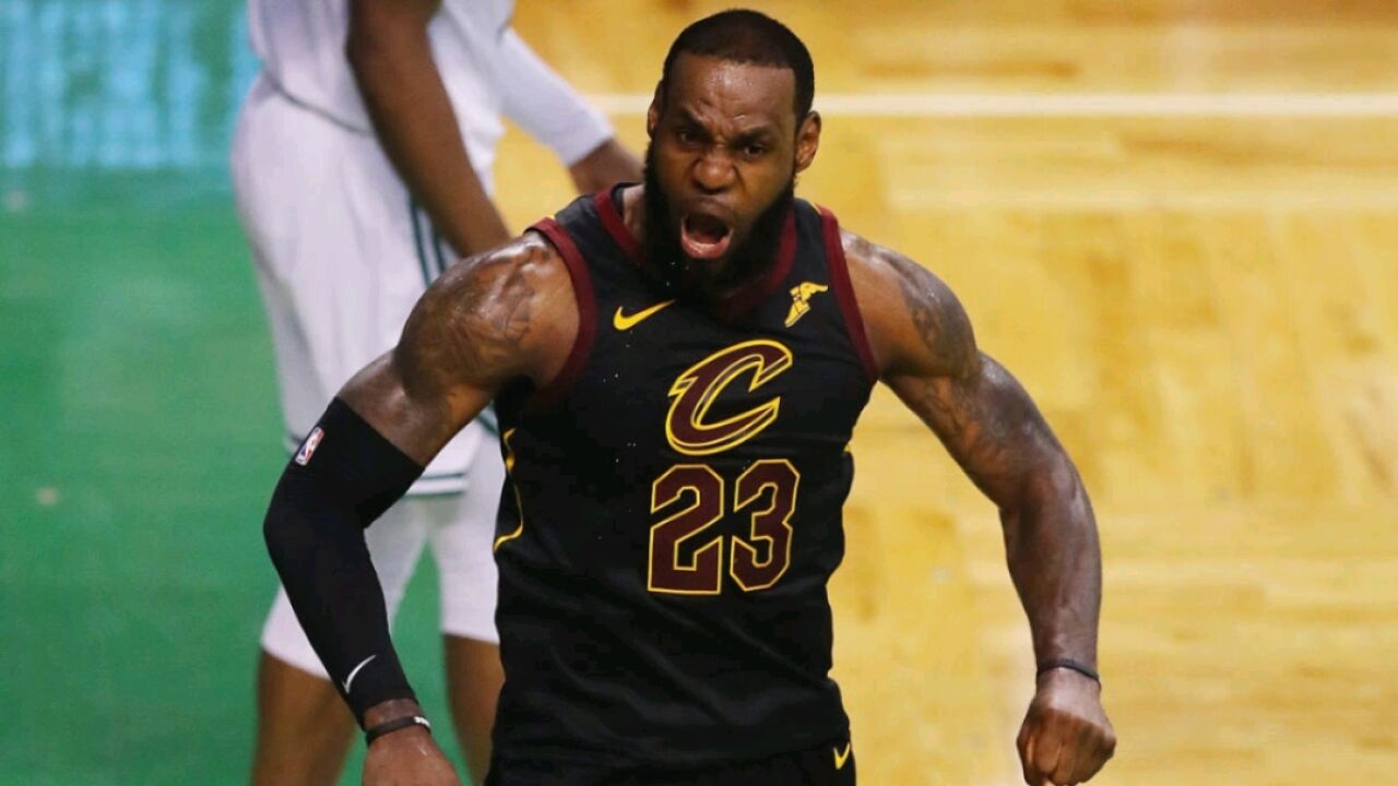 nba经典之17-18赛季的勒布朗詹姆斯!绝对的个人英雄主义!