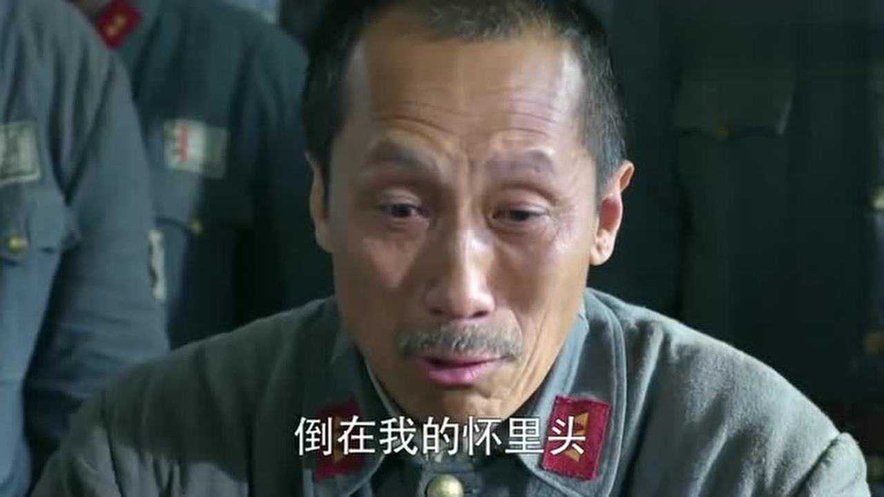 我的特一营吴老四对着记者对着相机满怀深情地说出了这些