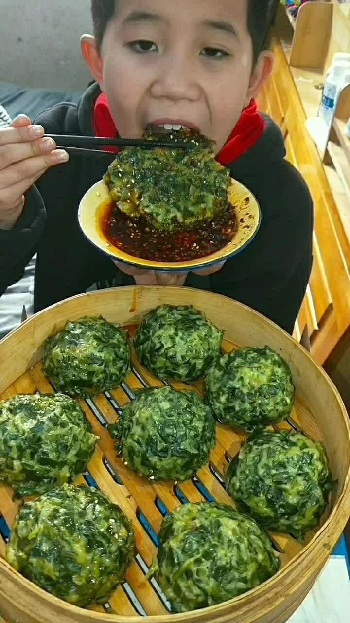 特怀念小时候妈妈做的红薯叶馍馍