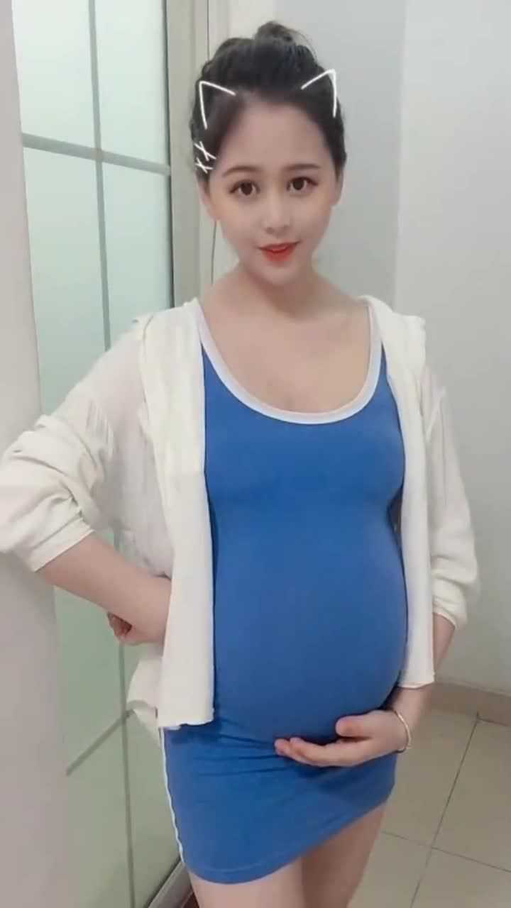 这是我见过最活泼的孕妇挺着大肚子跳舞做她老公一定很幸福