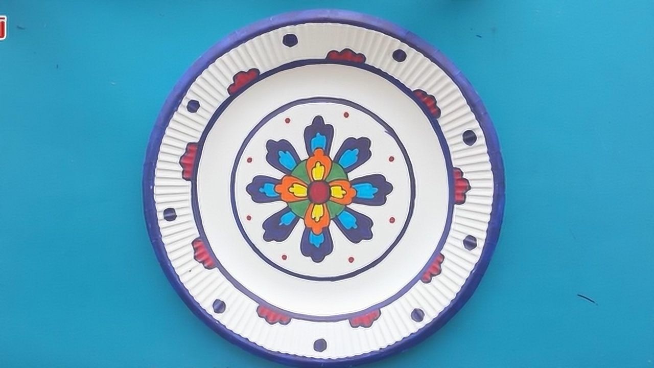 手绘纸盘装饰画,教你画古典的对称花纹纹样,好看!