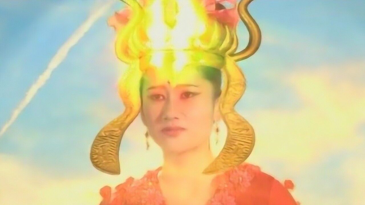 火灵圣母为获得火神大位,死后竟偷取金霞冠,暗中送给姜子牙!