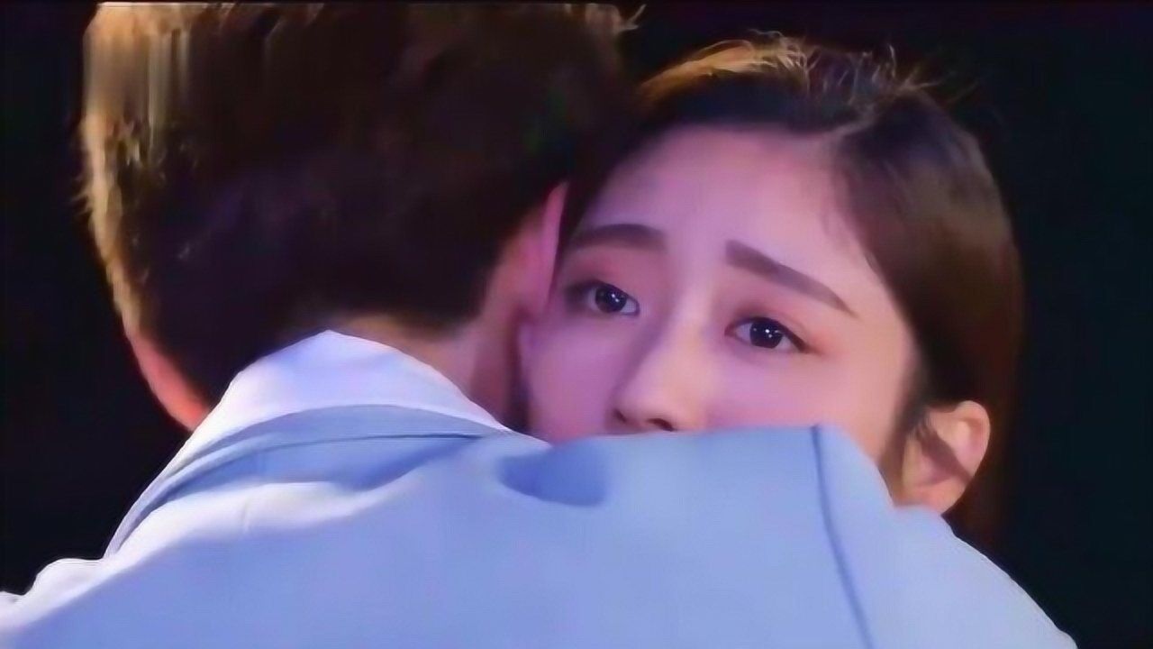 阮东升找到失联的伊娃深情搂入怀中向她表达歉意真爱满满