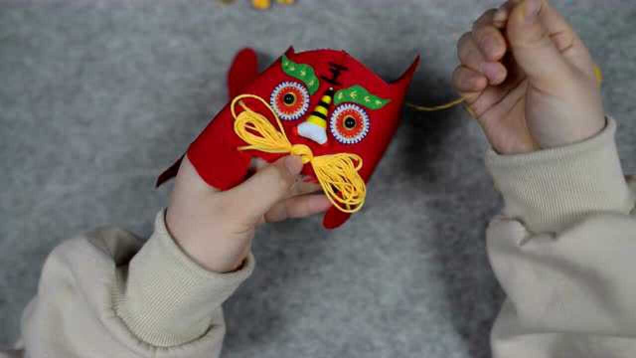 中朴刺绣手工布老虎制作教程