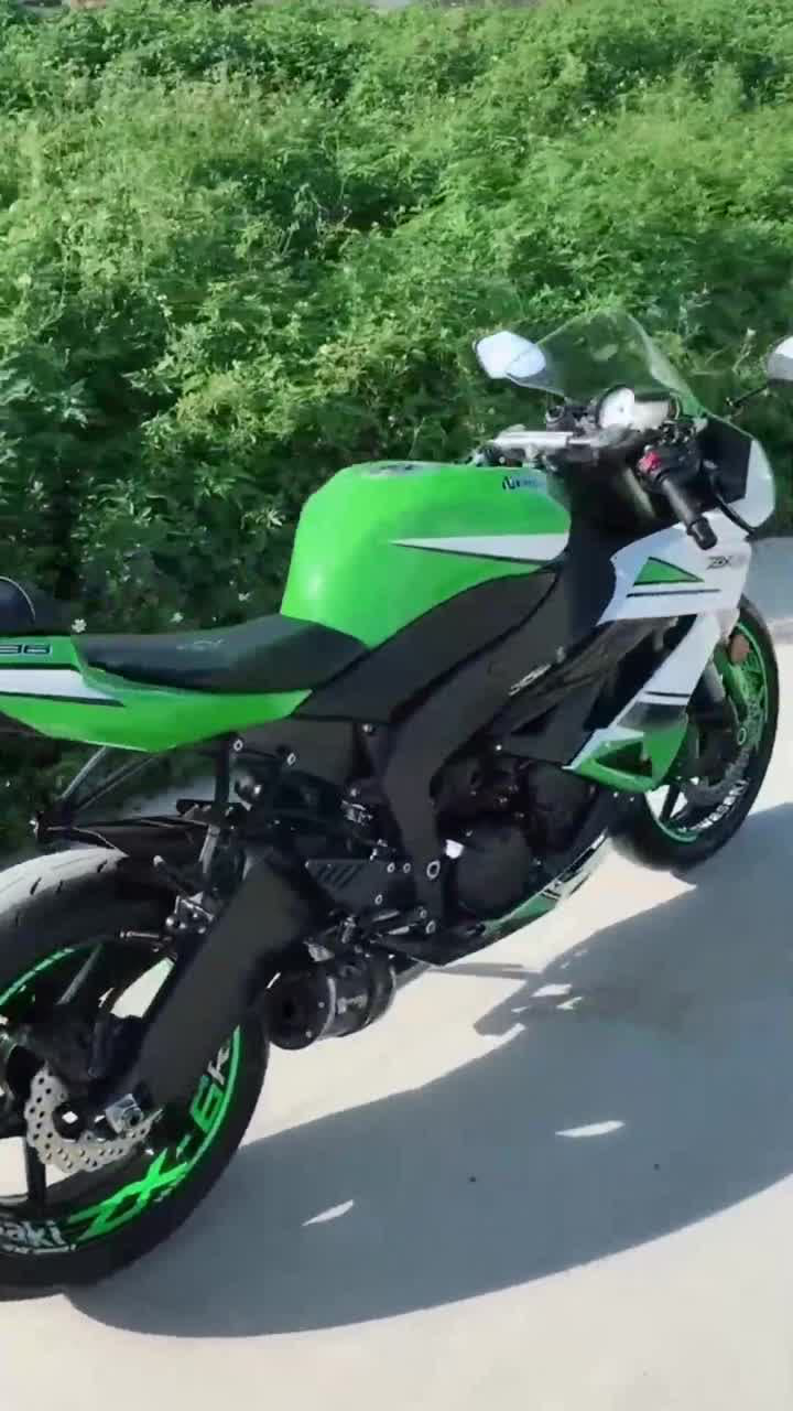 欧版的川崎,现在的机车改装排气很正常!