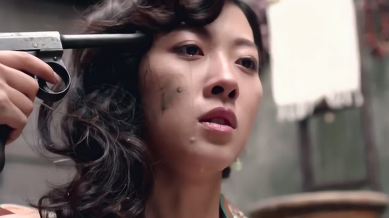 日本鬼子碰到花姑娘，强行欺负她，逼得花姑娘要自杀_腾讯视频