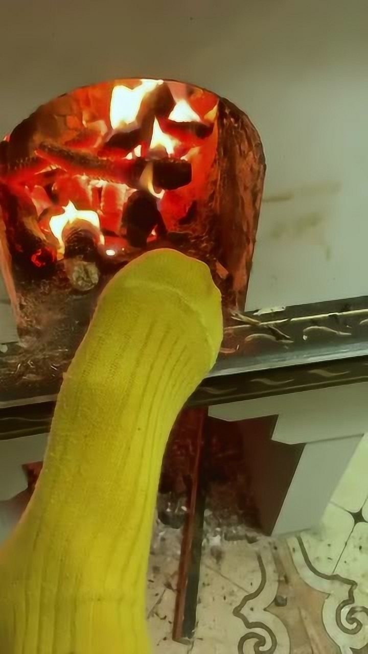 不怕袜子带水,就怕袜子冒烟_腾讯视频