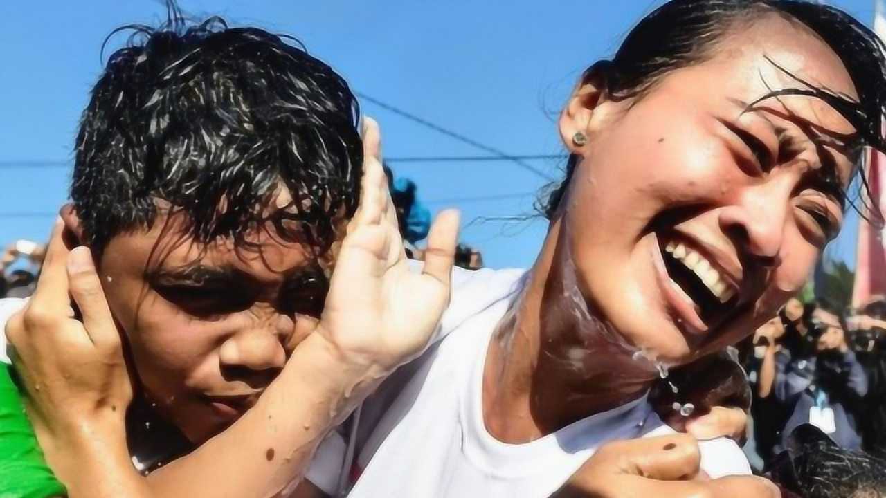 世界最开放的节日当街耍流氓都没人管很多美女被亲哭