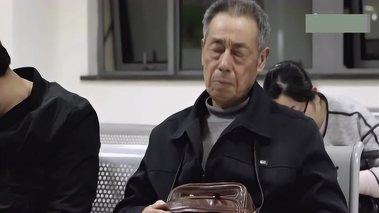 戴向群的肺部移植手术成功了,等待他的还有排异和感染!