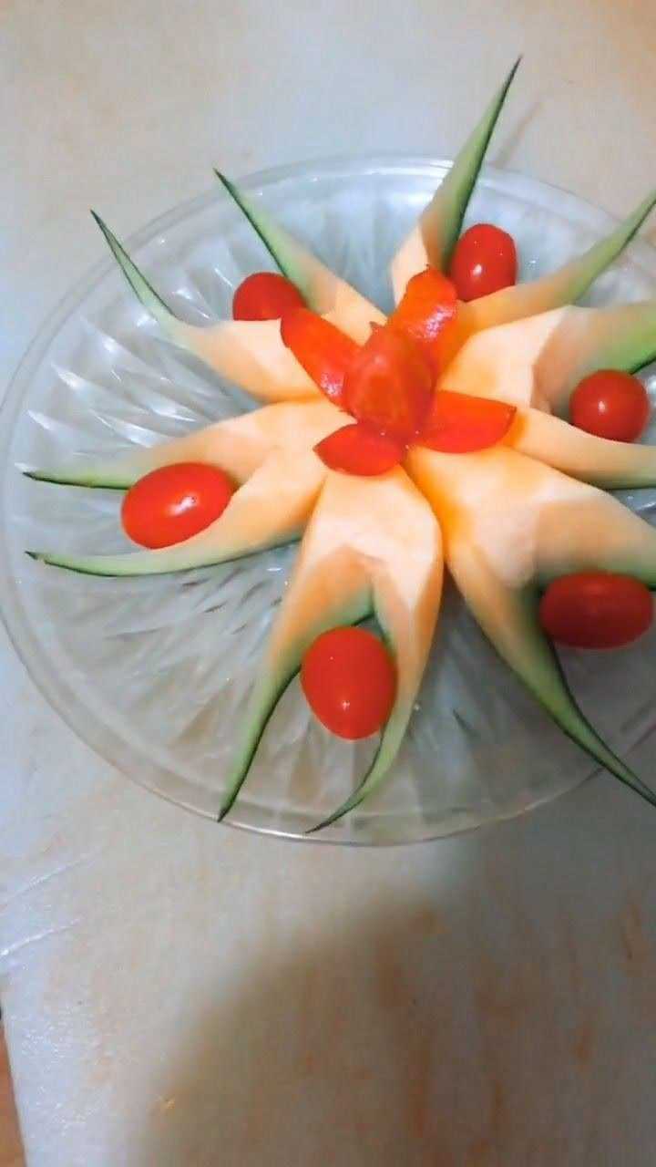 哈密瓜也可以做出来漂亮的果盘这个技术一般人没有