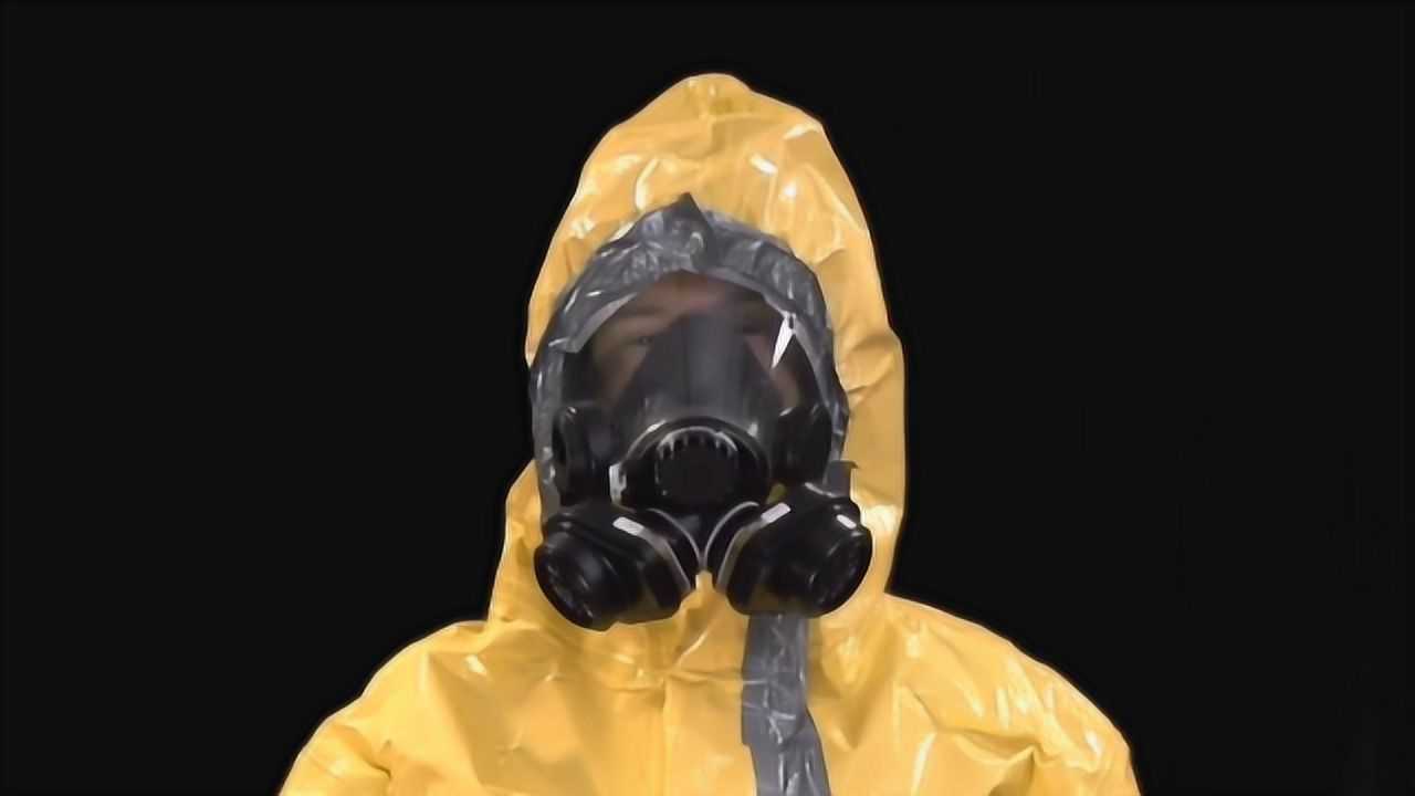 怎样防护新冠病毒才算到位来看看埃博拉病毒防护服就知道了