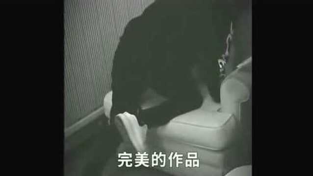 美女出租屋内收到神秘来信,打开看完内容整个人都慌了神!网友:太可怕了!