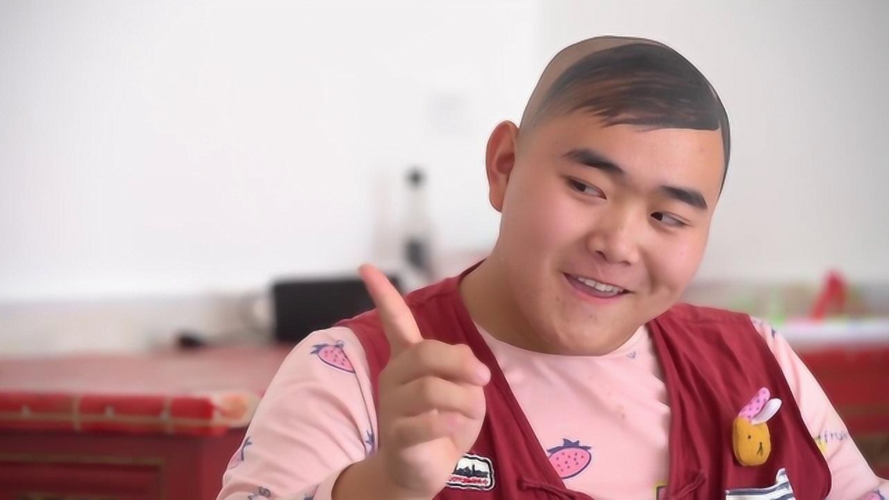 爆笑三江锅二货弟弟为姐姐保媒结果却有点遗憾