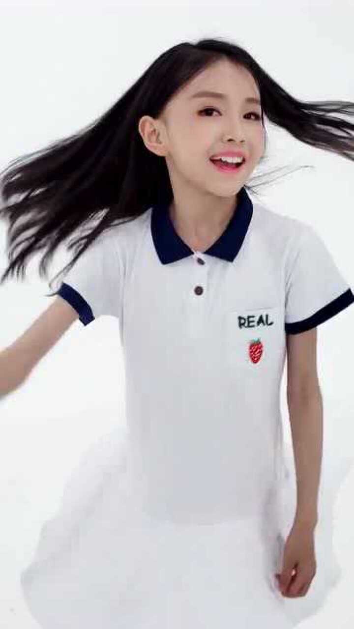 宋小睿不愧是童模出身这身材真完美网友功夫不负有心人