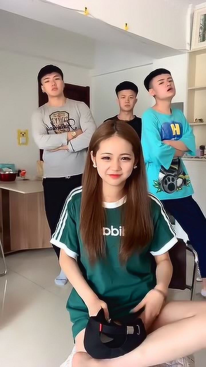 精神小伙好阳光,精神小妹气质佳