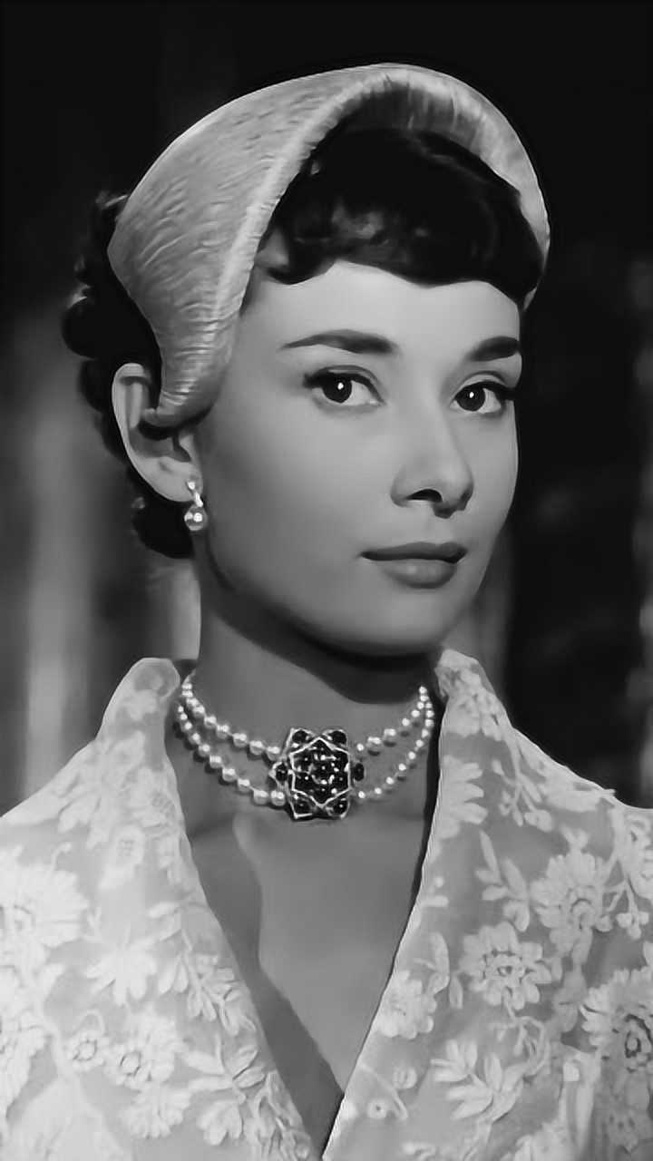 永不褪色的经典奥黛丽赫本简直是人间的天使太美了