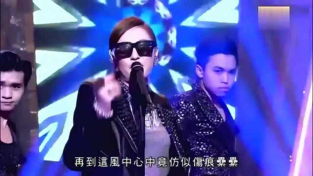 江欣燕再次模仿梅艳芳演唱梦伴,她的尾音真的很像梅姐