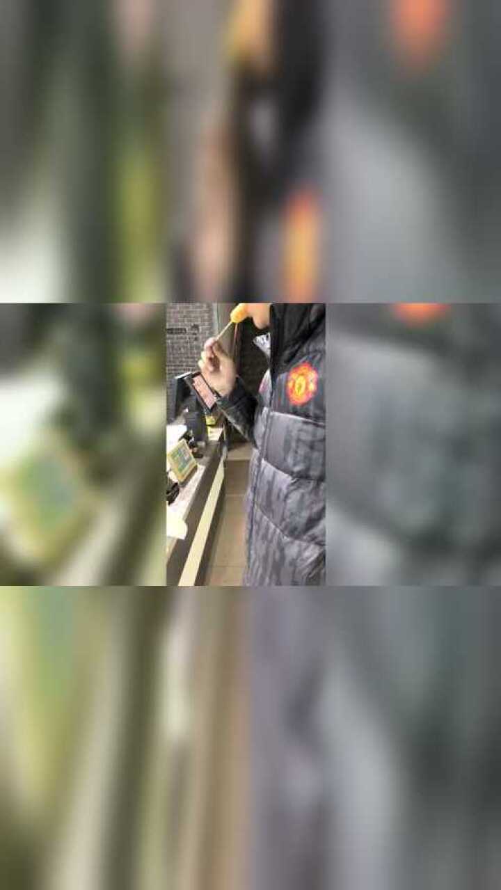 给女生的忠告男孩子的裤兜不要随便掏你永远都不知道里面是什么