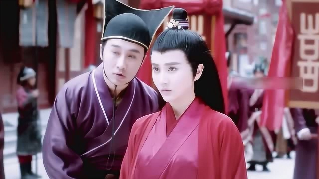 女主为了母亲女扮男装迎娶公主