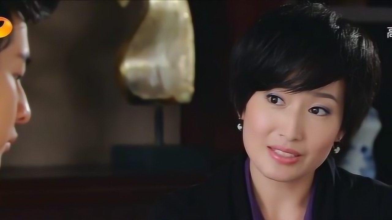 姐姐立正向前走汪东城突然爆火女老板马上挖人