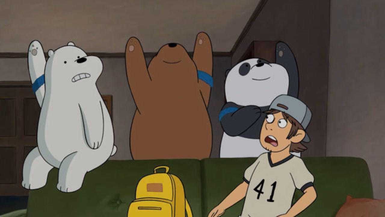 咱们裸熊真没想到熊熊们也是篮球迷一看球赛连正经事都忘了