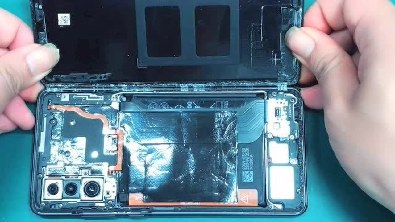 华为p30如何拆机拆解方法和注意事项在这里