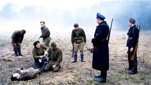 俄罗斯谍战片：德国间谍潜伏在丛林中，被苏联安全部队一网打尽
