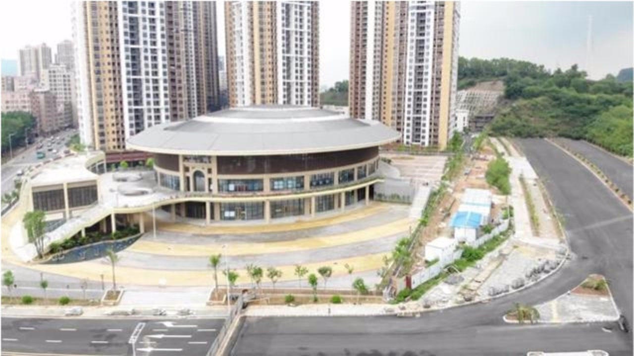 航拍深圳石岩新体育馆圆形建筑