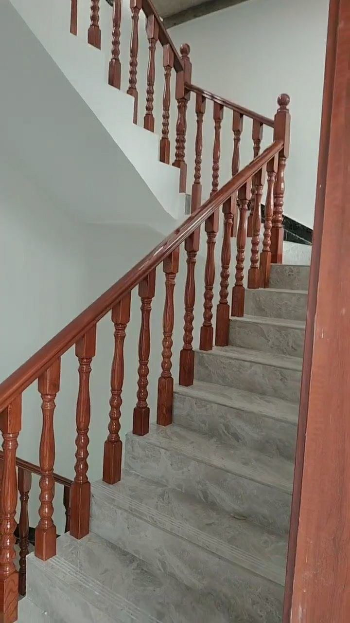 天井式三折楼梯开间42米x深度29米