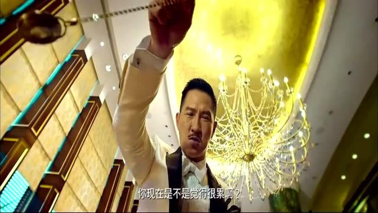 澳门风云3:渣渣辉用怀表催眠赌王,不料自己裤子却开门了,瞬间尴尬了