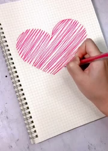 一条线就能画出的爱心超适合装饰手帐