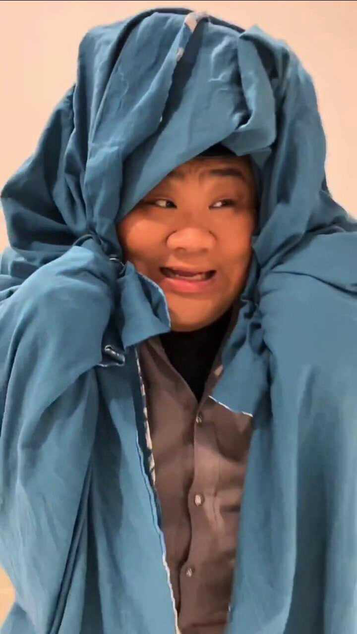 搞笑胖保安这次不方便下次方便的时候再说吧